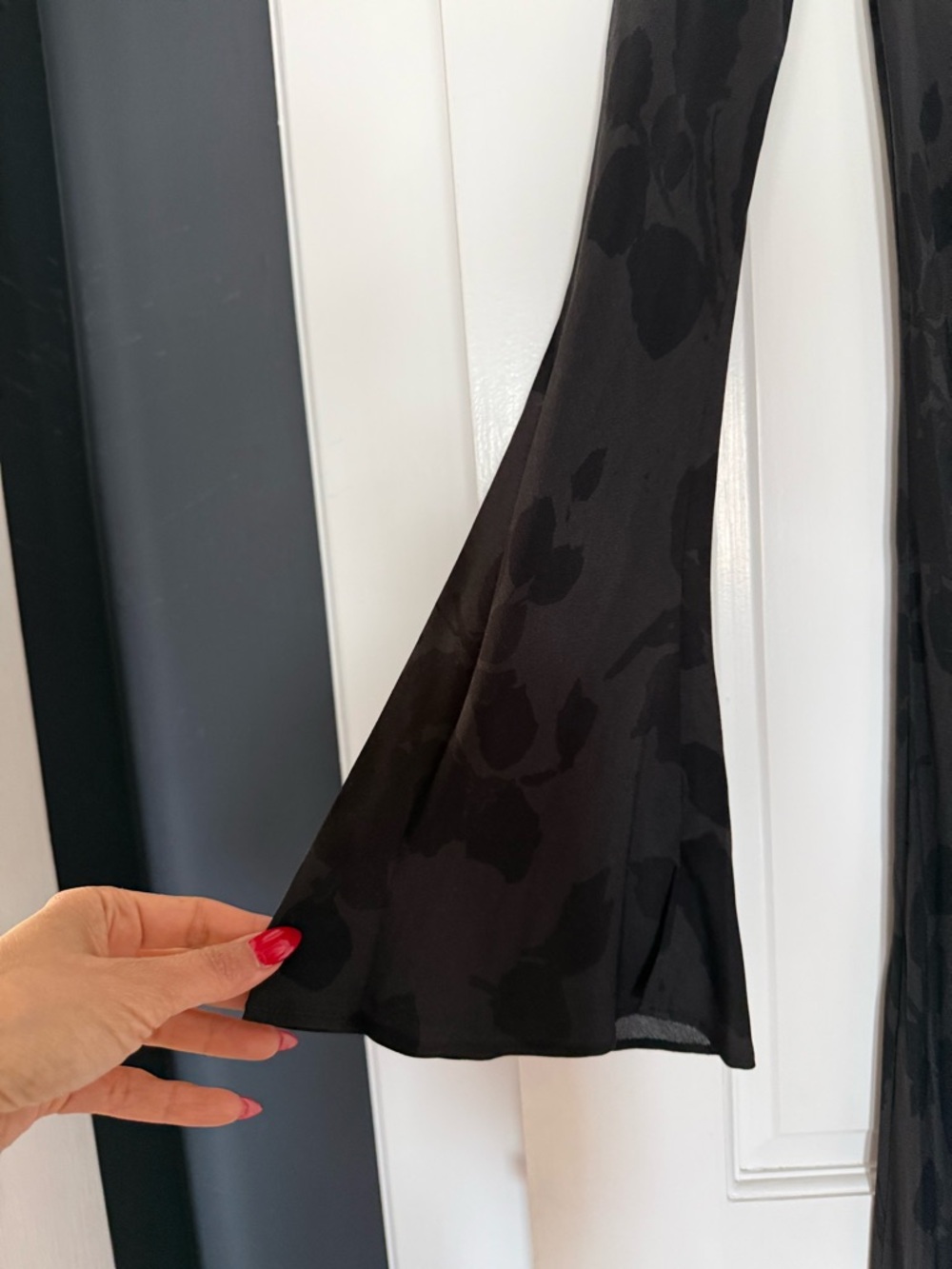 NWT Réalisation Par Gia Dress in Midnight Rose - Picture 8 of 11